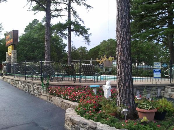 יוריקה ספרינגס Country Mountain Inn מראה חיצוני תמונה